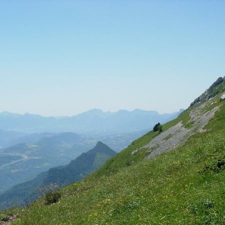 haut de chalet 6 P villard de lans Extérieur photo